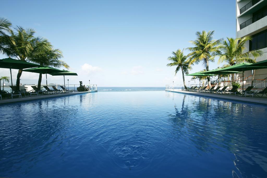 กวม รีฟ โฮเต็ล Hotel ทูมอน ภายนอก รูปภาพ