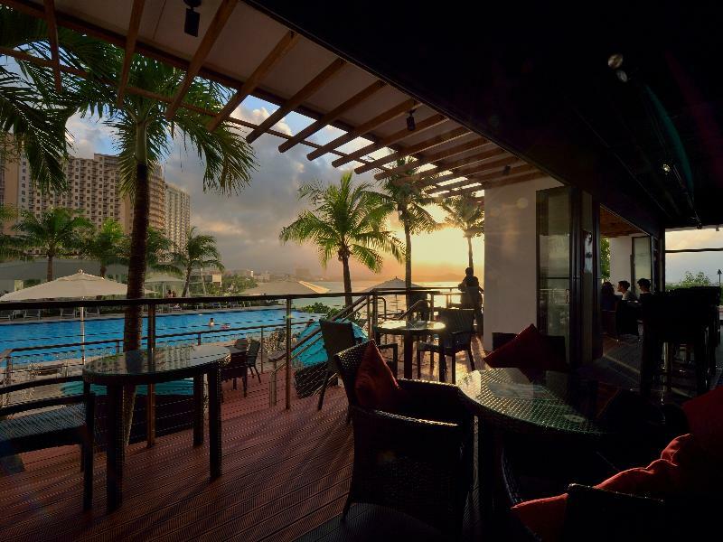 กวม รีฟ โฮเต็ล Hotel ทูมอน ภายนอก รูปภาพ