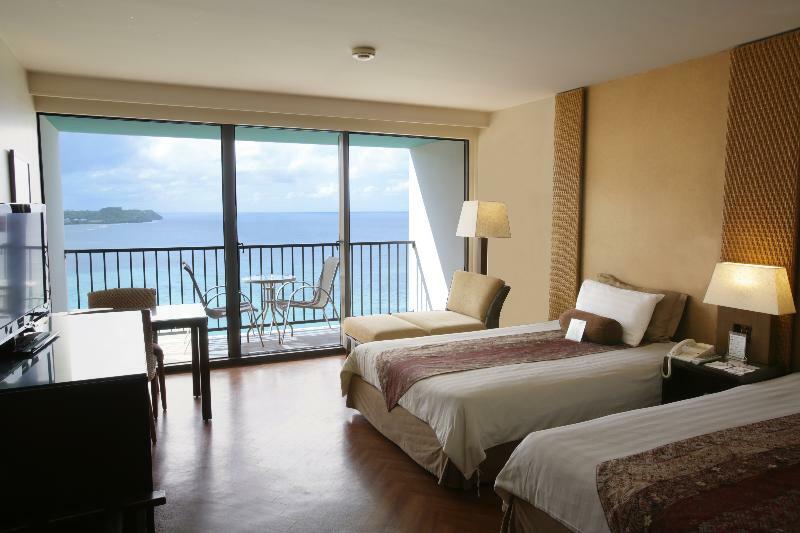 กวม รีฟ โฮเต็ล Hotel ทูมอน ภายนอก รูปภาพ